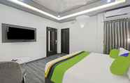 Kamar Tidur 5 Treebo Trend Raffis' Andalusia