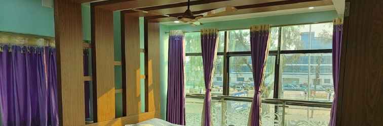 Bedroom Goroomgo Sudha Sadan Lucknow