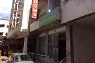 Bangunan Goroomgo Central Afia Residency chennai