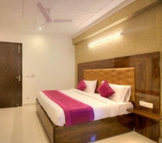 Bedroom 5 Hotel Ark Avalon Plaza-Delhi Airport