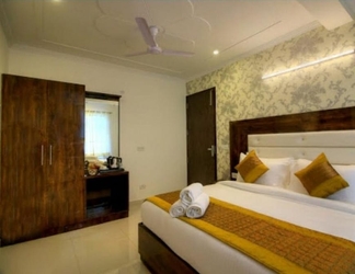 Bedroom 2 Hotel Ark Avalon Plaza-Delhi Airport