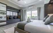 Kamar Tidur 5 Modern 3 Bedroom Pool Villa MS24