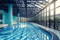 Swimming Pool Corendon Plaza Amsterdam Schiphol Airport Hotel