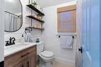 In-room Bathroom Margate Cottage Huge Outdoor Kitchen