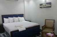 Bedroom Comfort Inn Hotel