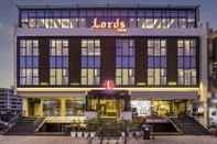 ภายนอกอาคาร Lords Inn Chandigarh Zirakpur