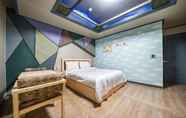 Bedroom 4 Daejeon Yucheon Rivera