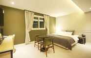 Bedroom 6 Yangsan Mulgeum Bliss Hotel