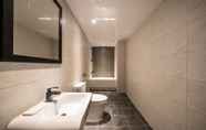 In-room Bathroom 7 Incheon St179