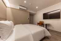 Bedroom Osan Masil Hotel