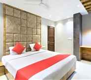 Bedroom 5 Hotel Pachmarhi