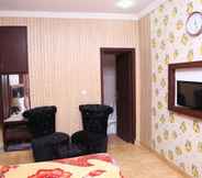 Bedroom 2 Safari Hotel Mall Road