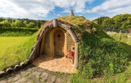 Exterior 7 Magical Hobbit's House