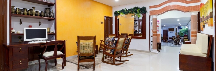 Lobby Hotel Jardines Evans By Geh Suites