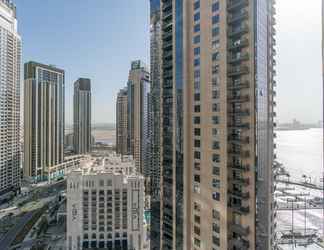 Bangunan 2 Lux BnB Dubai Creek Harbor