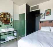 Bedroom 3 Jost Hotel Bordeaux Gare
