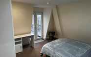 Bedroom 4 Cosy 3 Bedroom Apartment Next to the Emirates