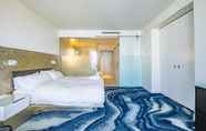 Bedroom 6 W Residences Luxury Suites Across from Fort Lauderdale Beach
