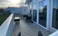 Common Space 5 Lovely 3-bed Lodge in Towyn Near Rhyl