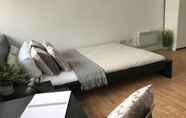 Bedroom 7 Studio for STUDENTS-NEWCASTLE UNDERLYME