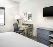 Phòng ngủ 3 Country Inn & Suites by Radisson, Cumming, GA