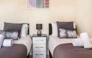 Kamar Tidur 7 Stunning 2-bed Apartment in Grays