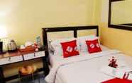 Kamar Tidur 7 Beautiful Deluxe Room With Ac and Wifi Well Located in Bogor