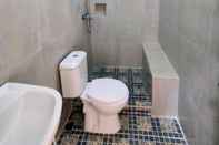 In-room Bathroom Perfect Double Room With Ac in Center Bogor