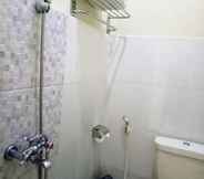 In-room Bathroom 4 Bakom Inn Syariah - Standard Double Room