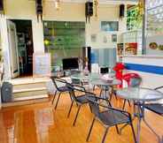 Restaurant 4 Beautiful and Central Double Room With Ac and Wifi in Bogor