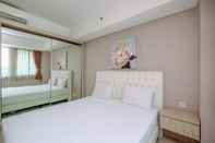 Kamar Tidur Well Appointed 2BR at Kemang Village Apartment