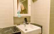 In-room Bathroom 3 Comfort and Simply Studio at West Vista Apartment