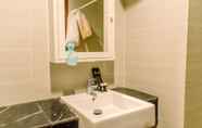 In-room Bathroom 3 Comfort and Simply Studio at West Vista Apartment