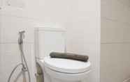 Toilet Kamar 6 Minimalist and Comfort Living 1BR at Ciputra International Apartment