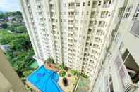 Swimming Pool Cozy and Spacious Studio Room at Parahyangan Residence