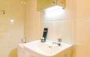 In-room Bathroom 7 Nice and Comfort Studio Apartment at M-Town Residence
