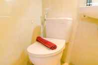 Toilet Kamar Nice and Comfort Studio Apartment at M-Town Residence