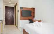 Bedroom 4 Cozy and Nice Studio at Sky House Apartment BSD