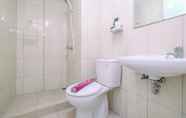 In-room Bathroom 6 Minimalist and Comfort Living 2BR at Springlake Summarecon Bekasi Apartment