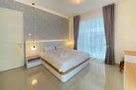 Bedroom Minimalist Deluxe 1BR at Pine Tree Resort Condominium