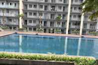 Kolam Renang Fancy and Nice Studio at Daan Mogot City Apartment