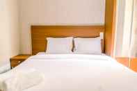 Kamar Tidur Simply and Cozy Pool View 2BR at Great Western Apartment