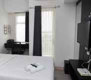 Bedroom 4 Minimalist Studio at Springlake Summarecon Bekasi Apartment