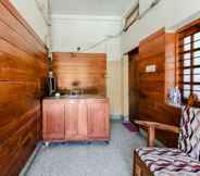 Bedroom 5 Goroomgo Ashwini Lodge Mysore
