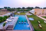 Swimming Pool Anand Bagh Resort & Spa by Ananta