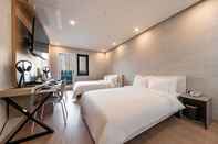 Bedroom Hwaseong Hotel and You