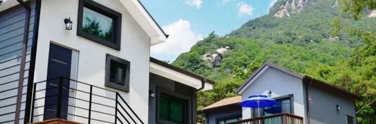 Exterior Jecheon the Pine Hill Pension