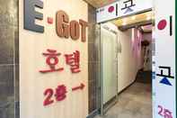 ภายนอกอาคาร Suwon Station E-got Hotel