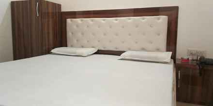 Kamar Tidur 4 Goroomgo Double Tree Ghaziabad