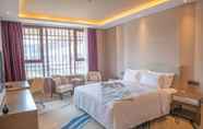 Bilik Tidur 5 Howard Johnson by Wyndham LakeView Hotel Kunming